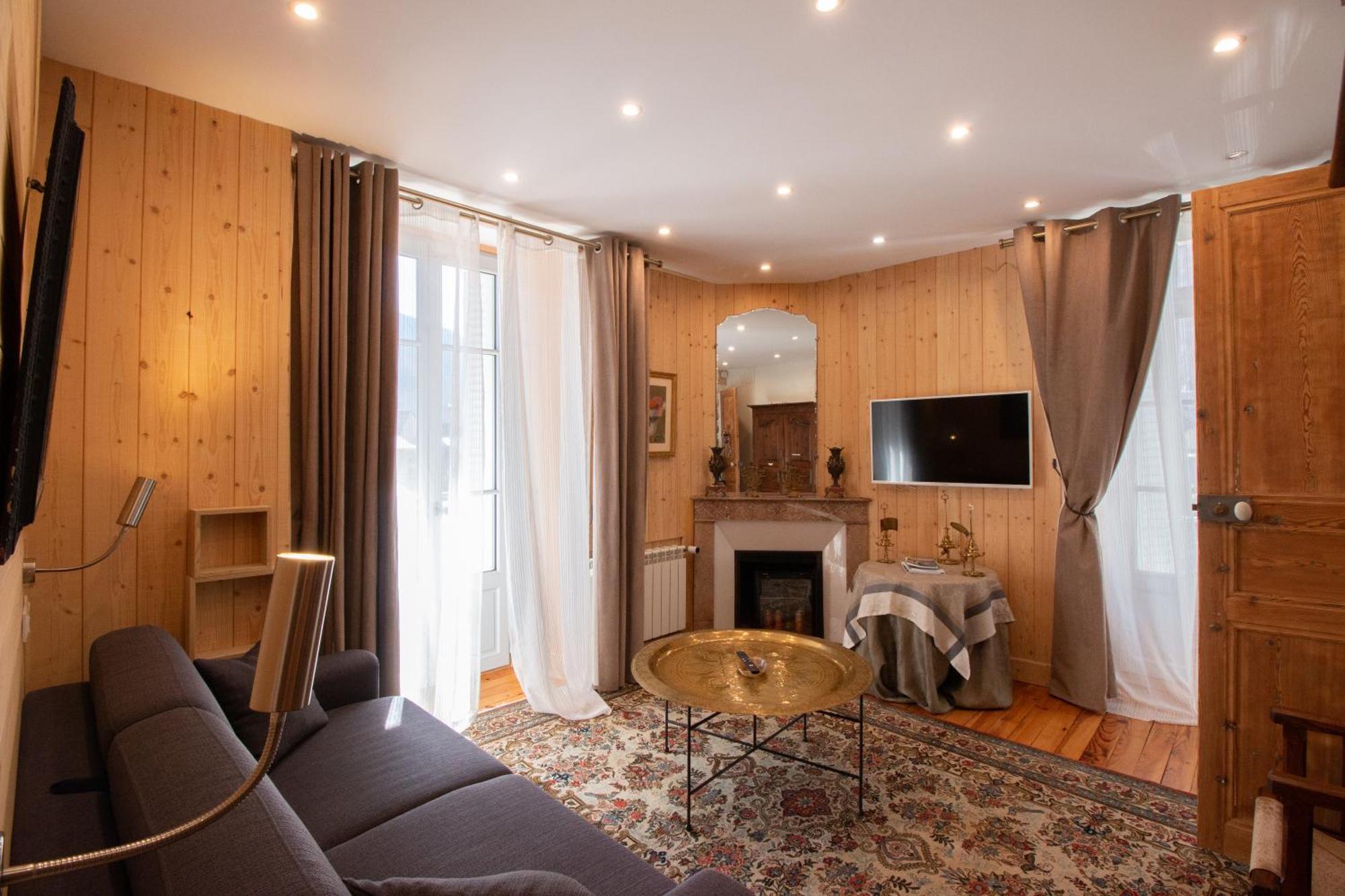 Hotel Le 41 Avenue Foch Bagnères-de-Luchon Zewnętrze zdjęcie