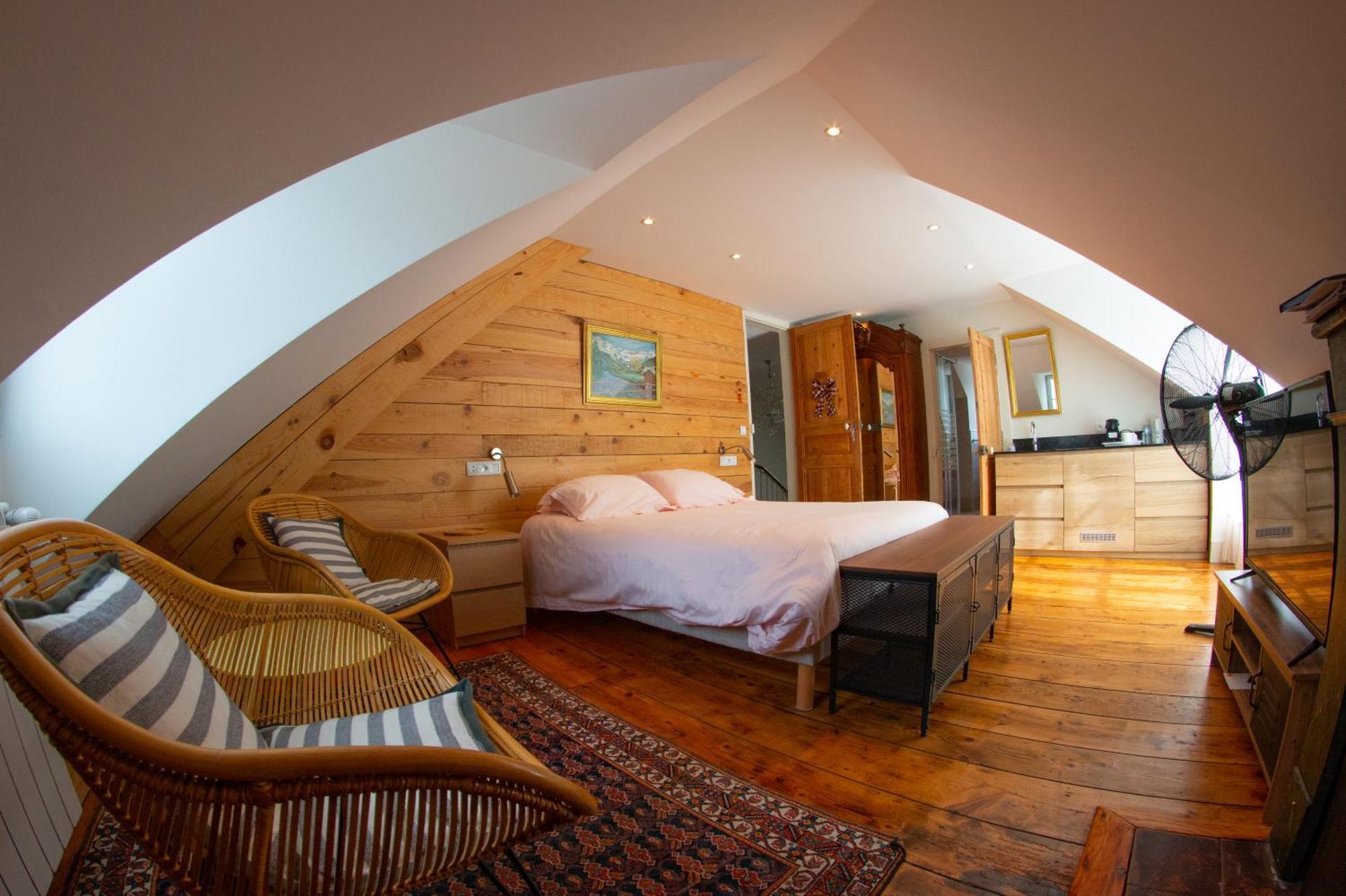 Hotel Le 41 Avenue Foch Bagnères-de-Luchon Zewnętrze zdjęcie
